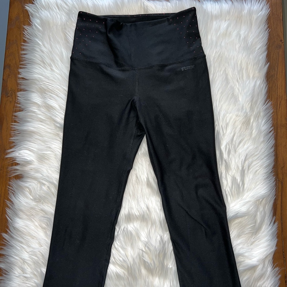 RBX capri active workout yoga bottoms/leggings black with Pink. Size Small